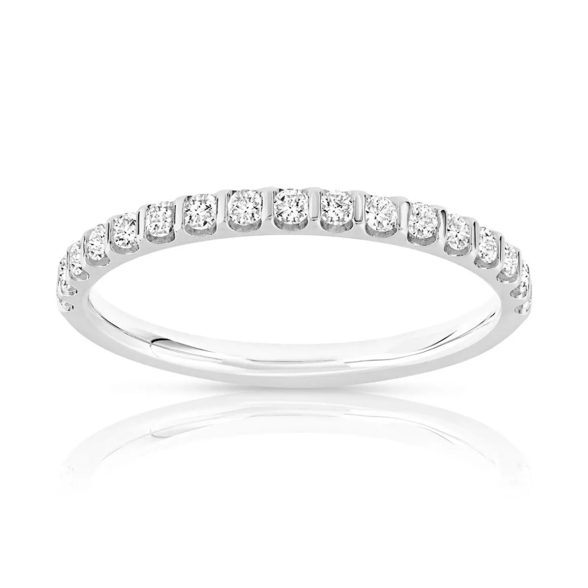 Alliance demi-tour or 750 blanc diamants synthétiques 0.25 ct.