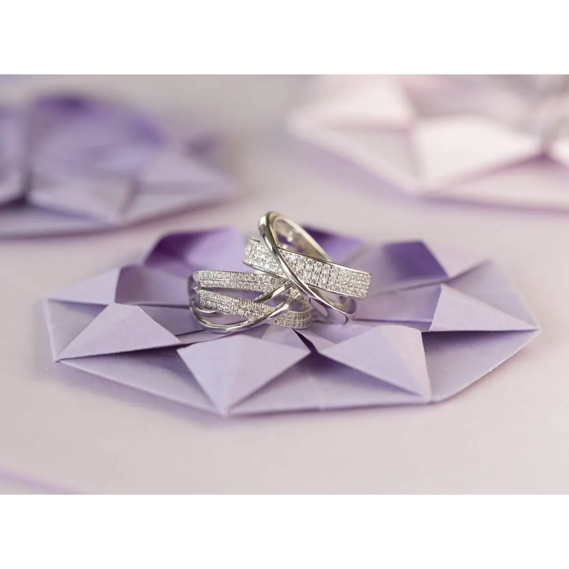 Bague argent 925 anneaux entrelacés zirconias