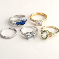 Bague argent 925 carrée zirconias