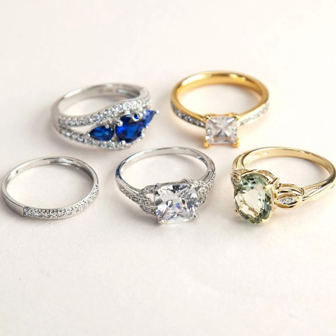 Bague argent 925 carrée zirconias