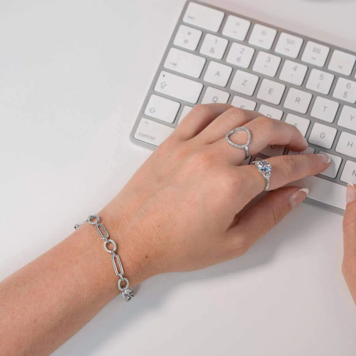 Bague argent 925 carrée zirconias