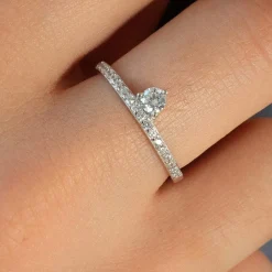 Bague argent 925 et zirconias