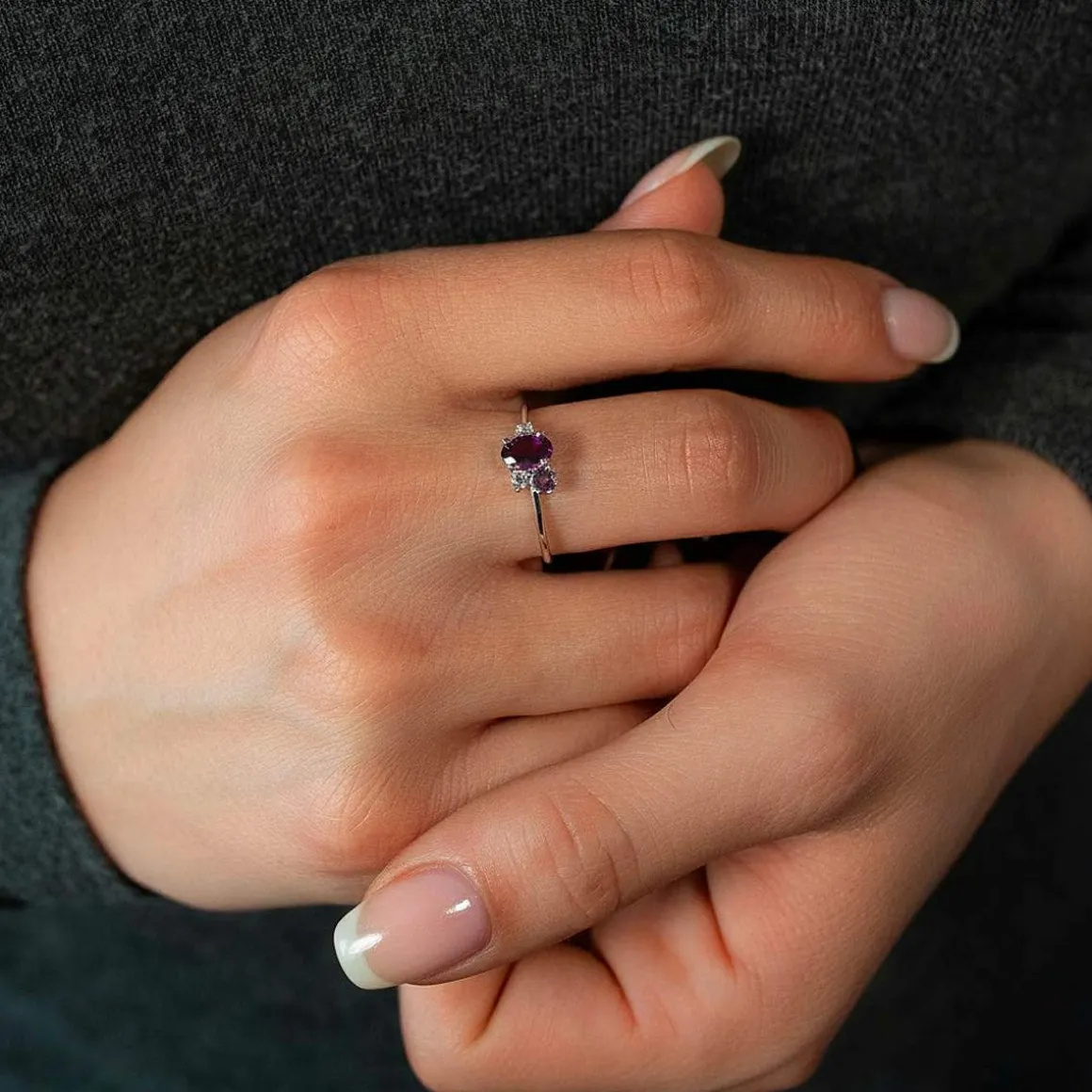 Bague argent 925 grenat rhodolites améthyste et topazes blanches