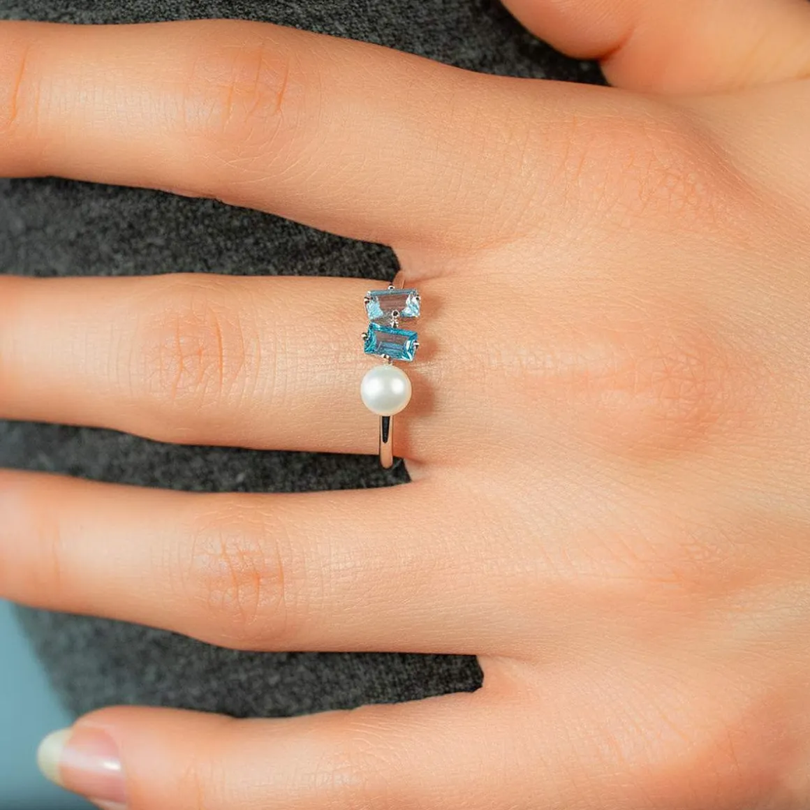 Bague argent 925 perle de Chine et topazes bleues traitées