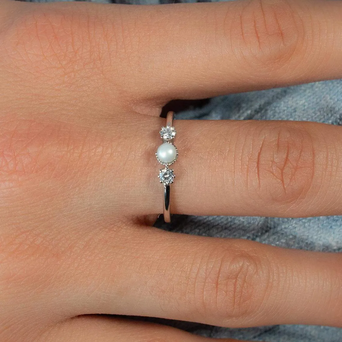 Bague argent 925 perle de Chine et zirconias