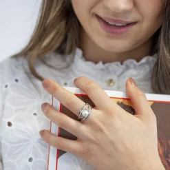 Bague argent 925, perle de culture de Chine, zirconias.
