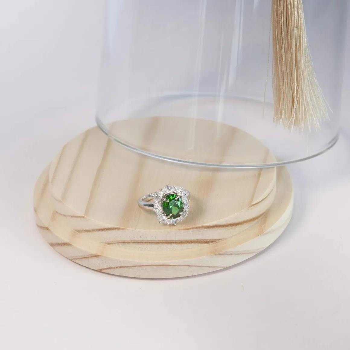 Bague argent 925 zirconia ovale vert et zirconias blancs