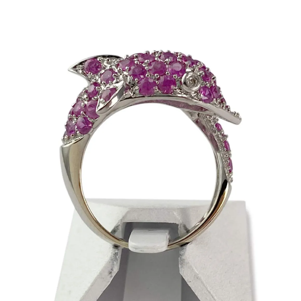 Bague dauphin d'occasion or 585 blanc rubis diamants