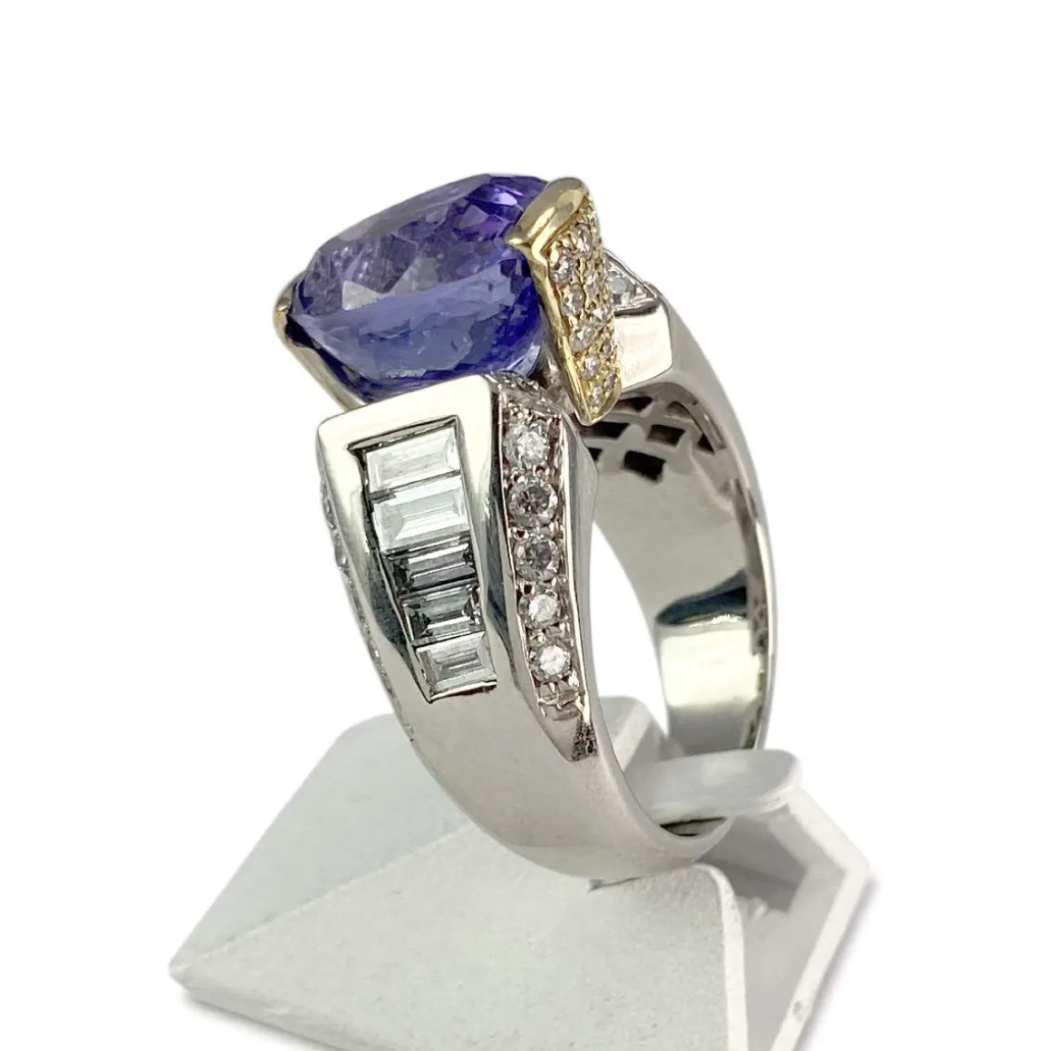 Bague dhamani d'occasion 2 ors 750 tanzanite diamants