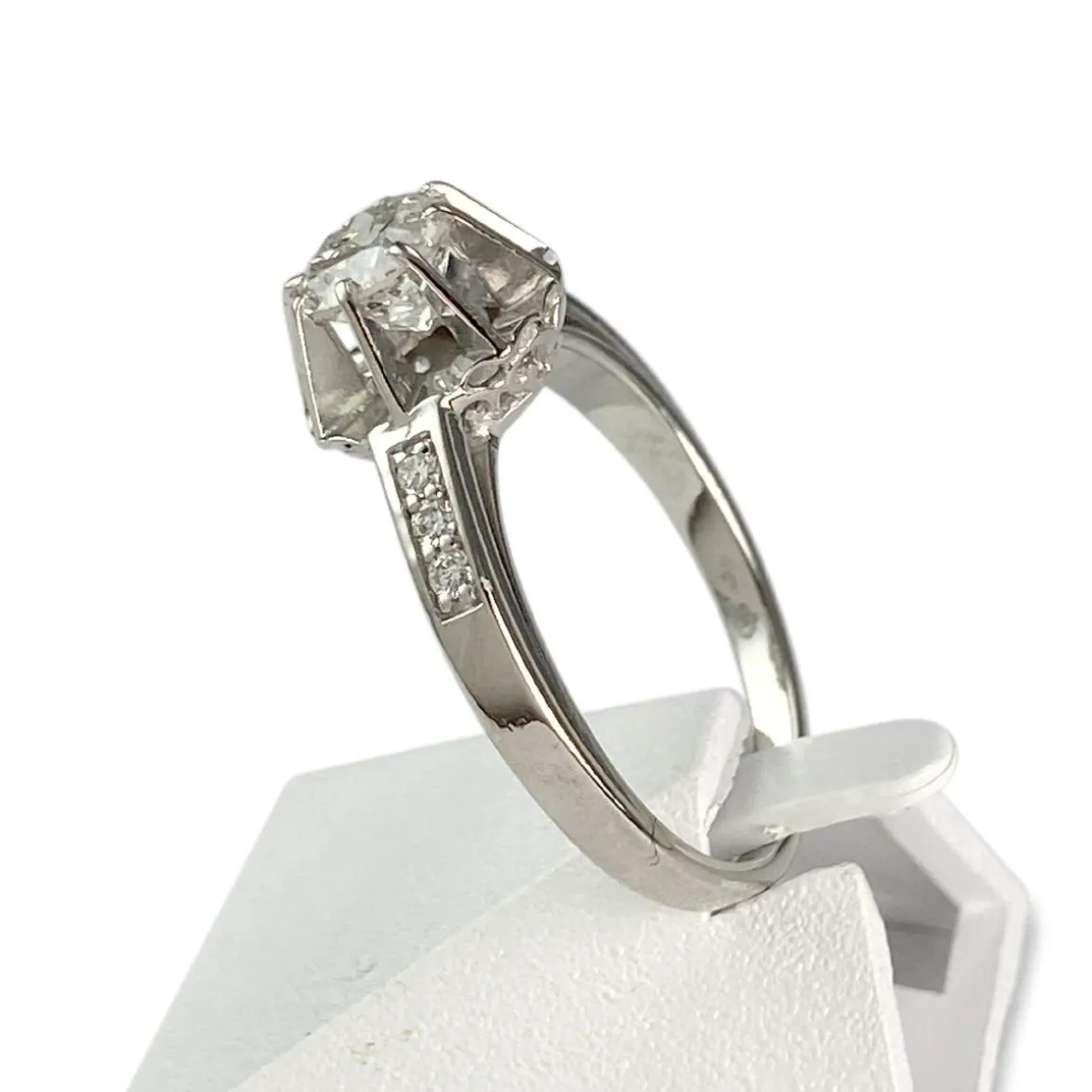 Bague d'occasion or 750 blanc diamants