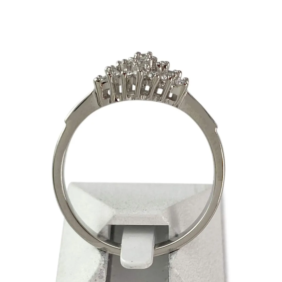 Bague d'occasion or 750 blanc diamants