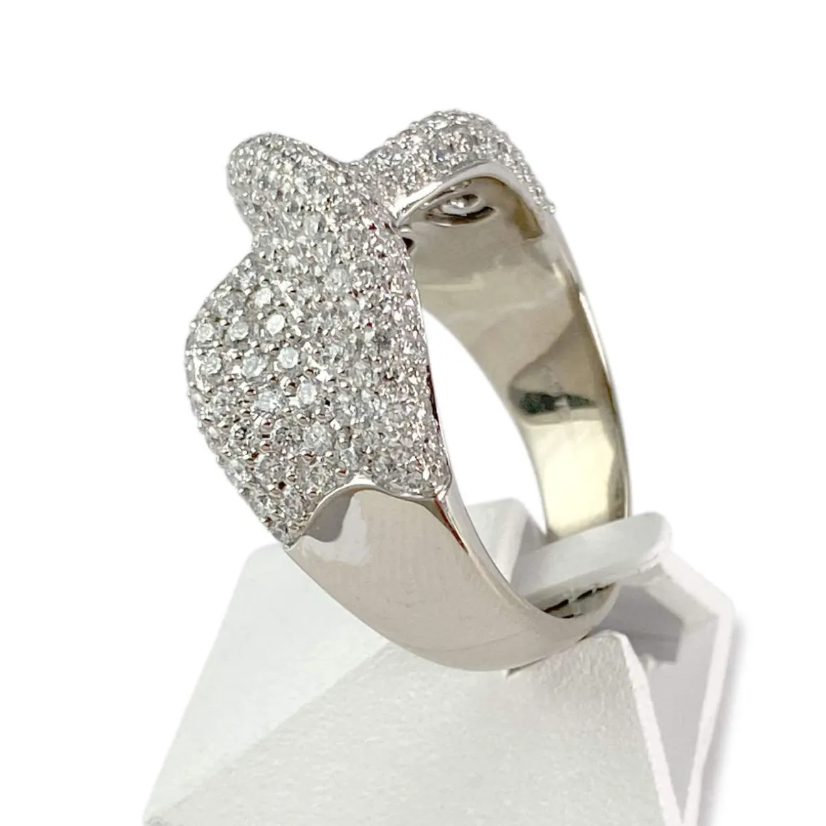 Bague d'occasion or 750 blanc diamants
