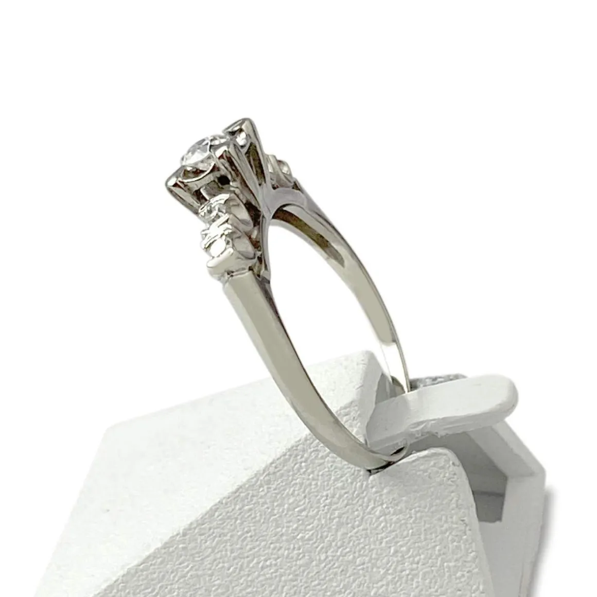 Bague d'occasion or 750 blanc diamants