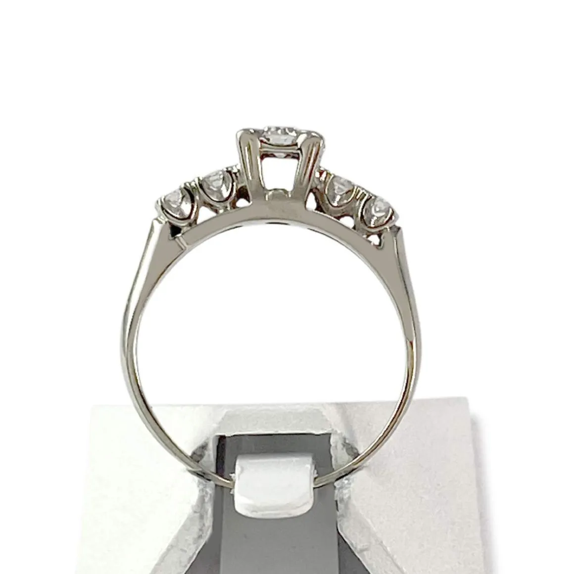 Bague d'occasion or 750 blanc diamants