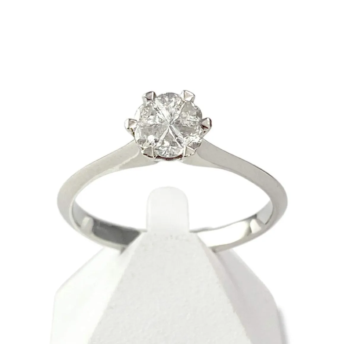 Bague d'occasion or 750 blanc diamants