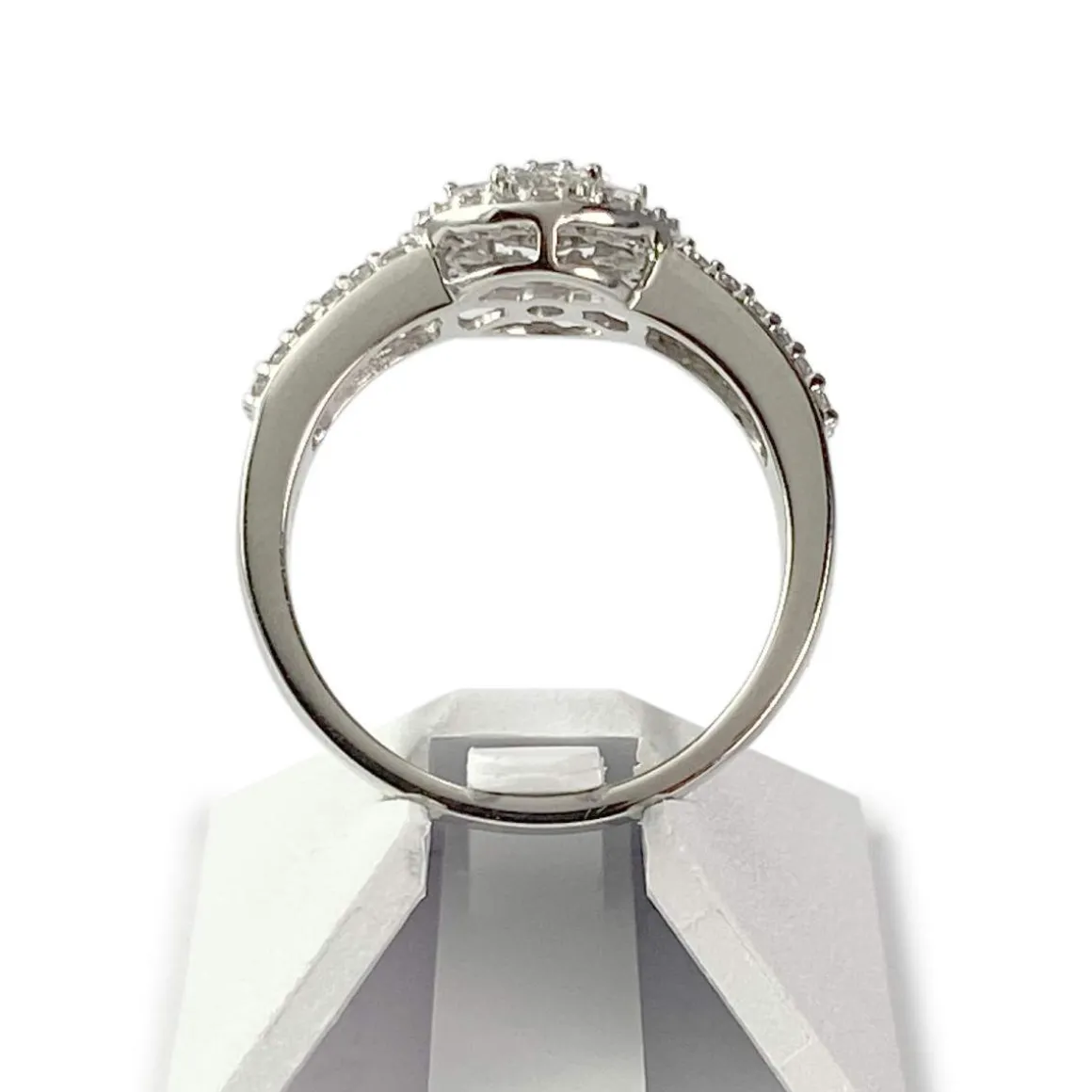 Bague d'occasion or 750 blanc diamant