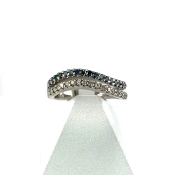 Bague d'occasion or 585 blanc diamants blancs et bleus traités
