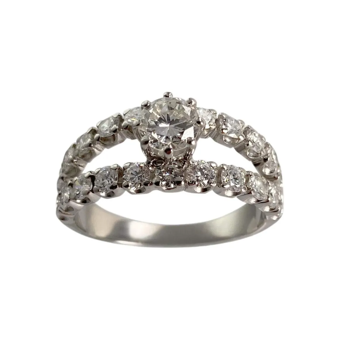Bague d'occasion or 750 blanc diamants