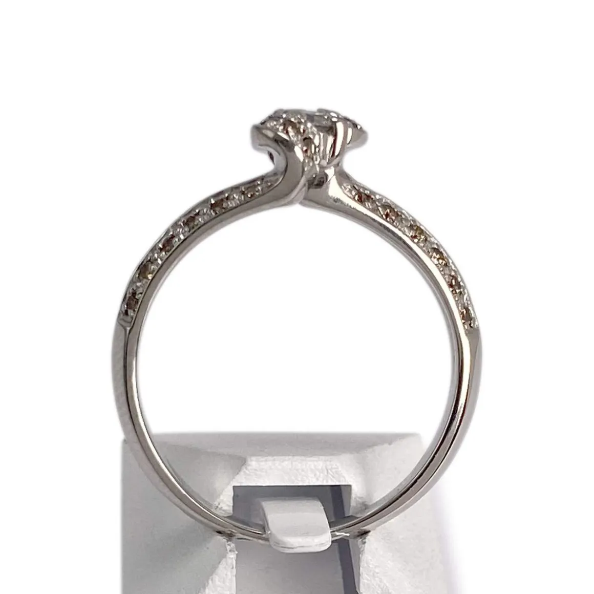 Bague d'occasion or 750 blanc diamants