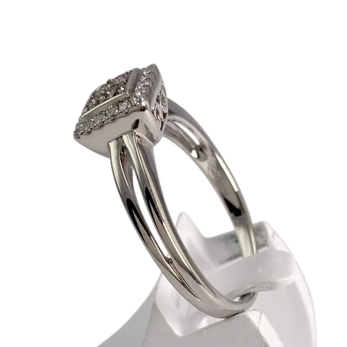 Bague d'occasion or 750 blanc diamants