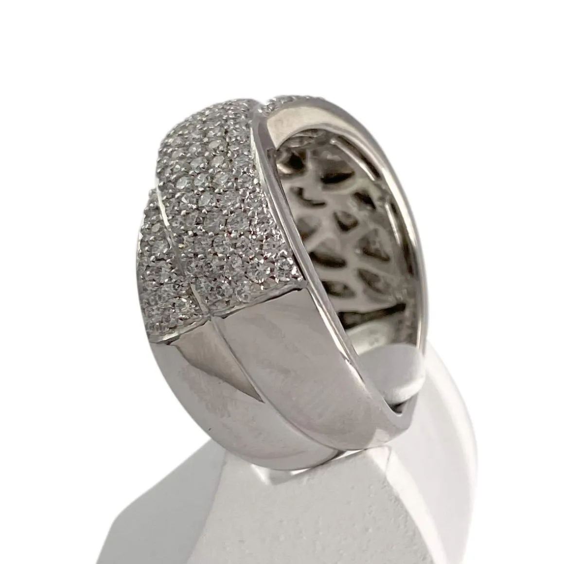 Bague d'occasion or 750 blanc diamants