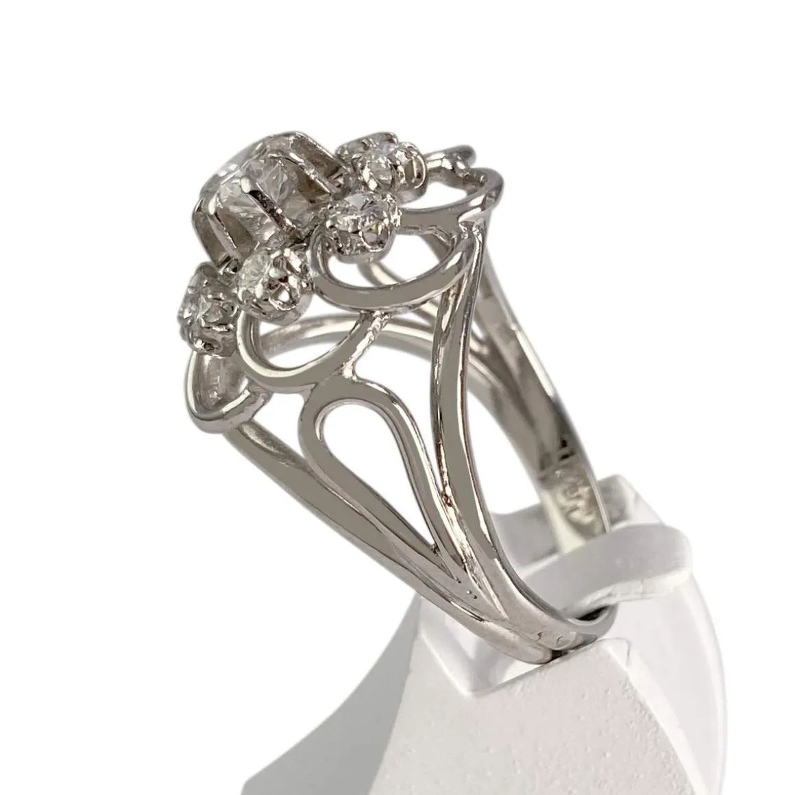 Bague d'occasion or 750 blanc diamants