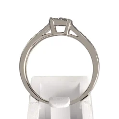Bague d'occasion or 375 blanc diamants