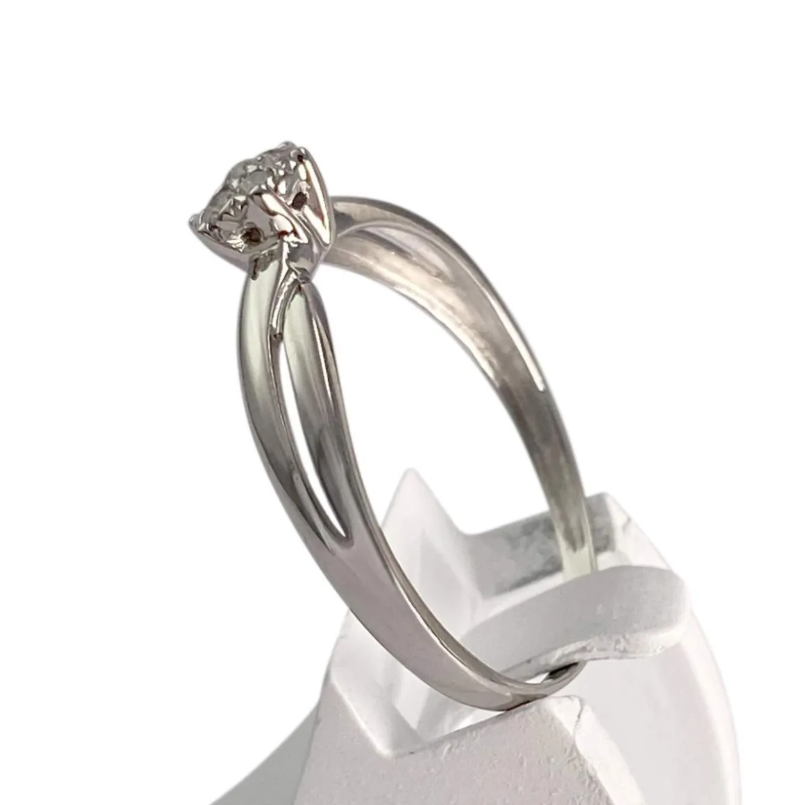 Bague d'occasion or 750 blanc diamants