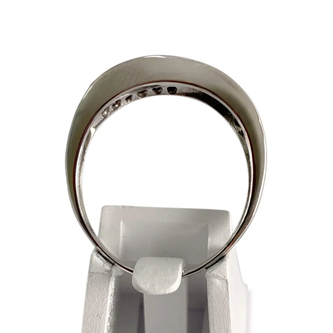 Bague d'occasion or 750 blanc diamants saphirs