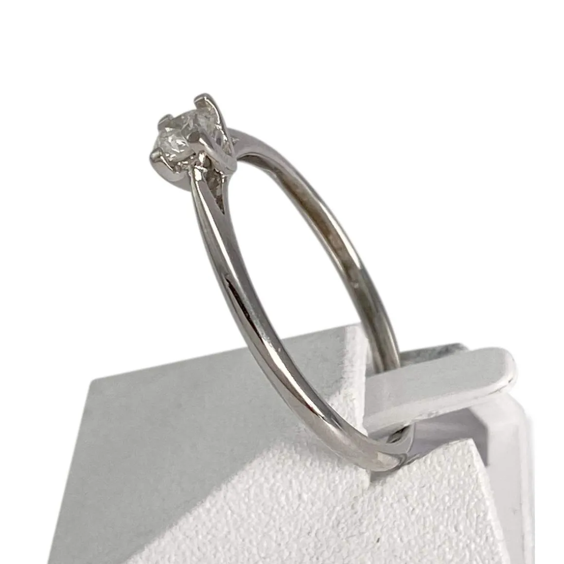 Bague d'occasion or 750 blanc diamant