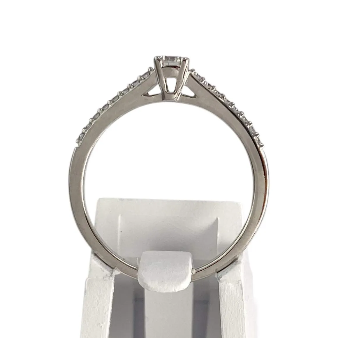 Bague d'occasion or 750 blanc diamants