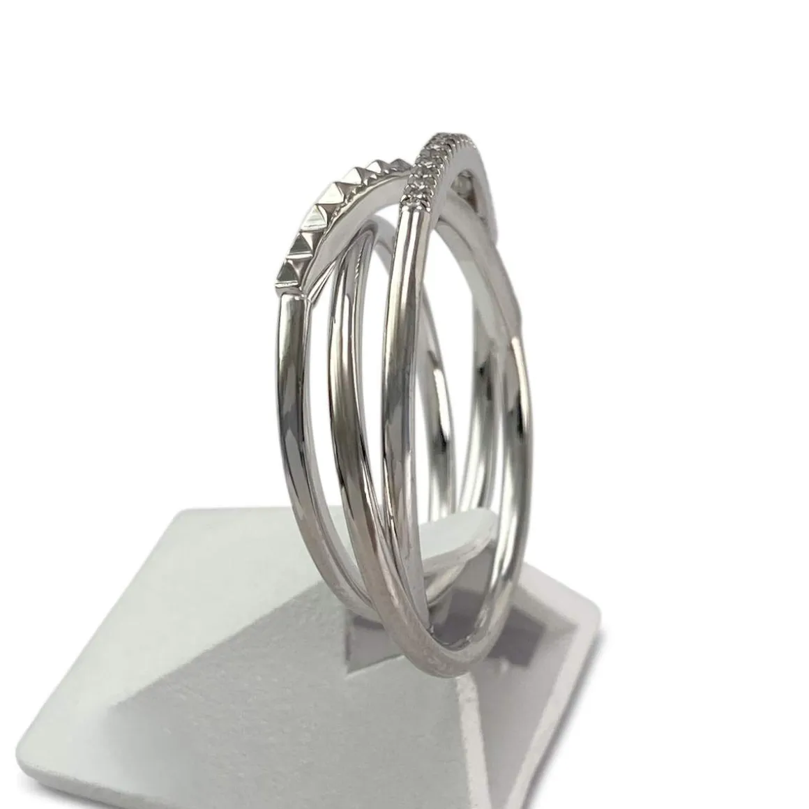 Bague d'occasion or 750 blanc diamants