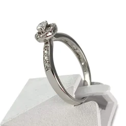 Bague d'occasion or 750 blanc fleur diamants