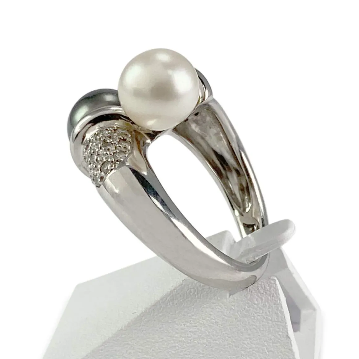 Bague d'occasion or 750 blanc perle de culture diamants