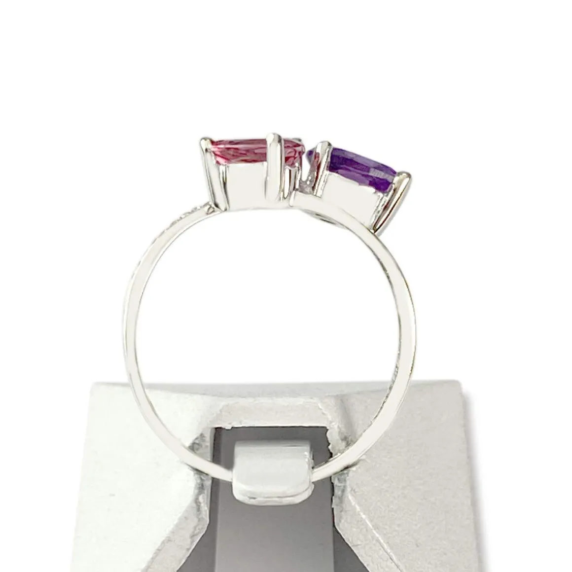 Bague d'occasion or 375 blanc pierres fines et zirconias