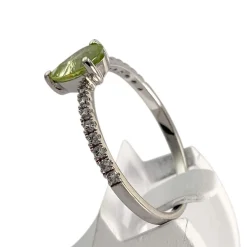 Bague d'occasion or 750 blanc péridot zirconias