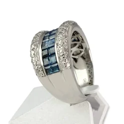Bague d'occasion or 750 blanc saphirs diamants