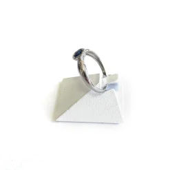 Bague d'occasion or 750 blanc saphir