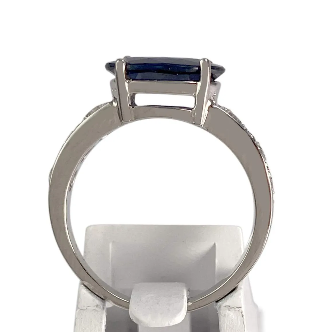 Bague d'occasion or 750 blanc saphir diamants