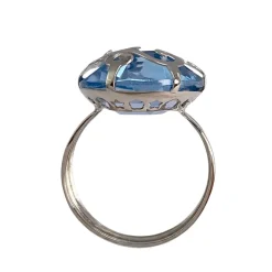 Bague d'occasion or 750 blanc spinelle synthetique