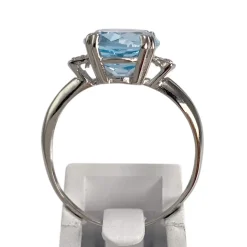 Bague d'occasion or 750 blanc topaze Sky blue traitée