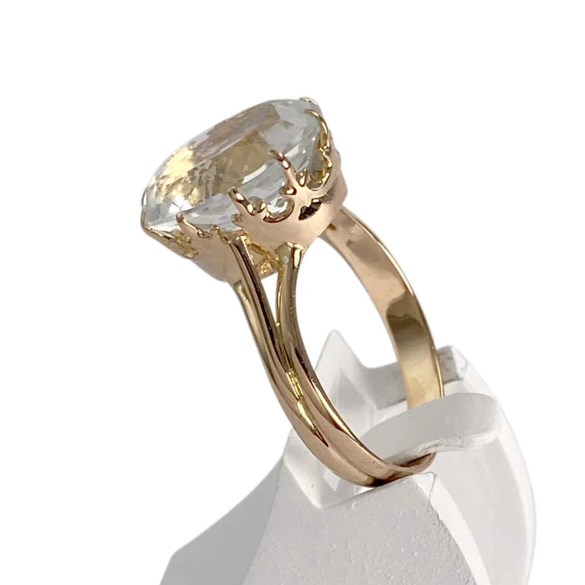 Bague d'occasion or 750 jaune aigue marine