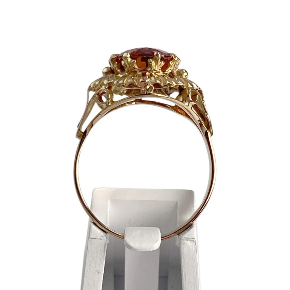 Bague d'occasion or 750 jaune corindon synthétique orange