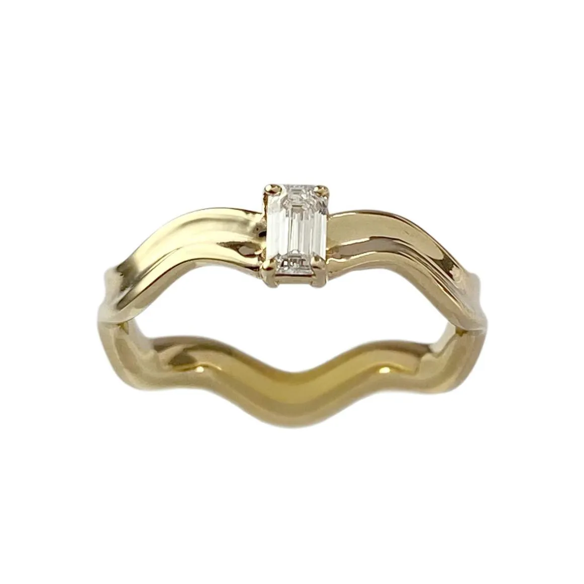 Bague d'occasion or 750 jaune diamant synthetique