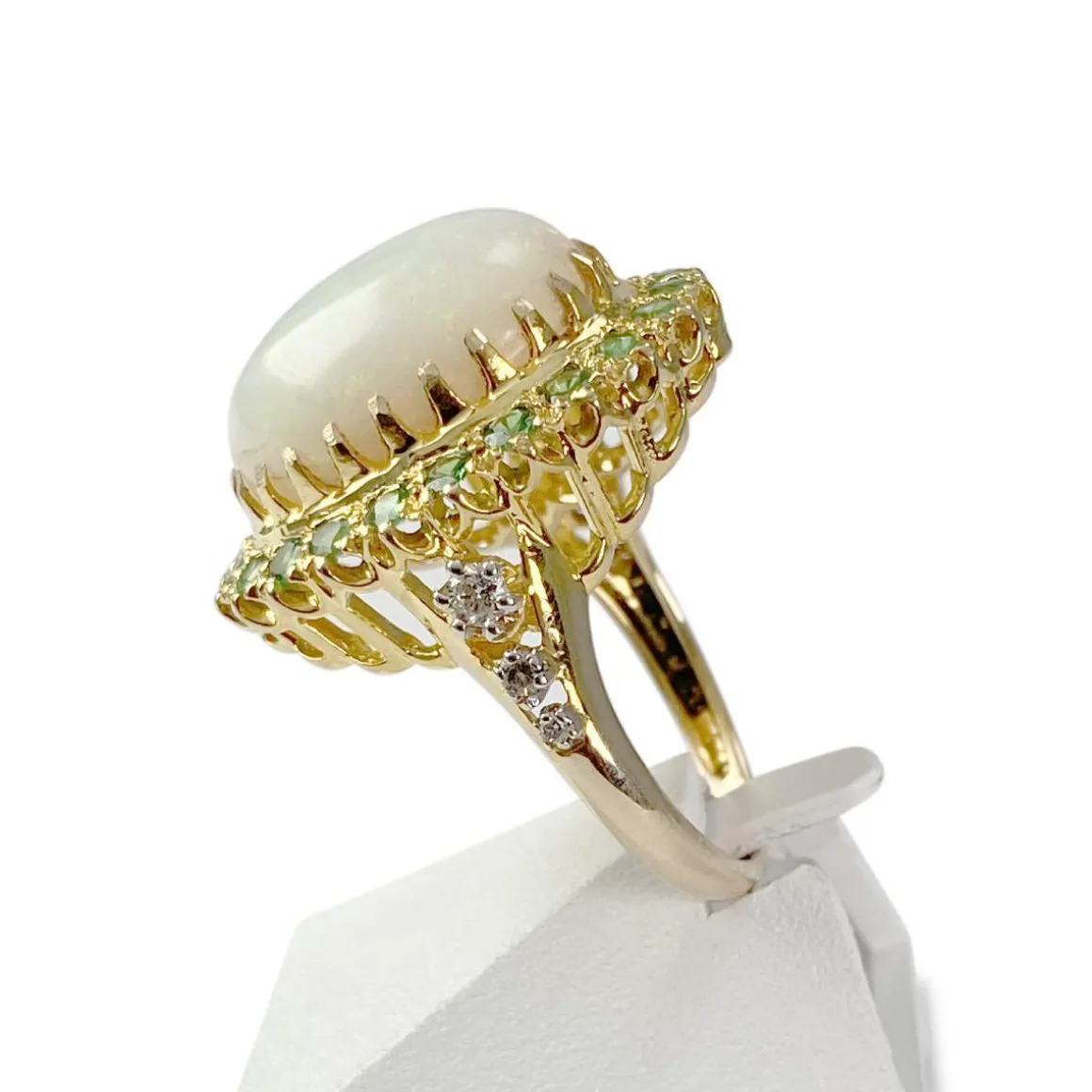 Bague d'occasion or 750 jaune opale tsavorite diamants