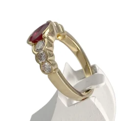 Bague d'occasion or 750 jaune rubis diamants