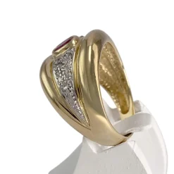 Bague d'occasion or 750 jaune rubis diamants