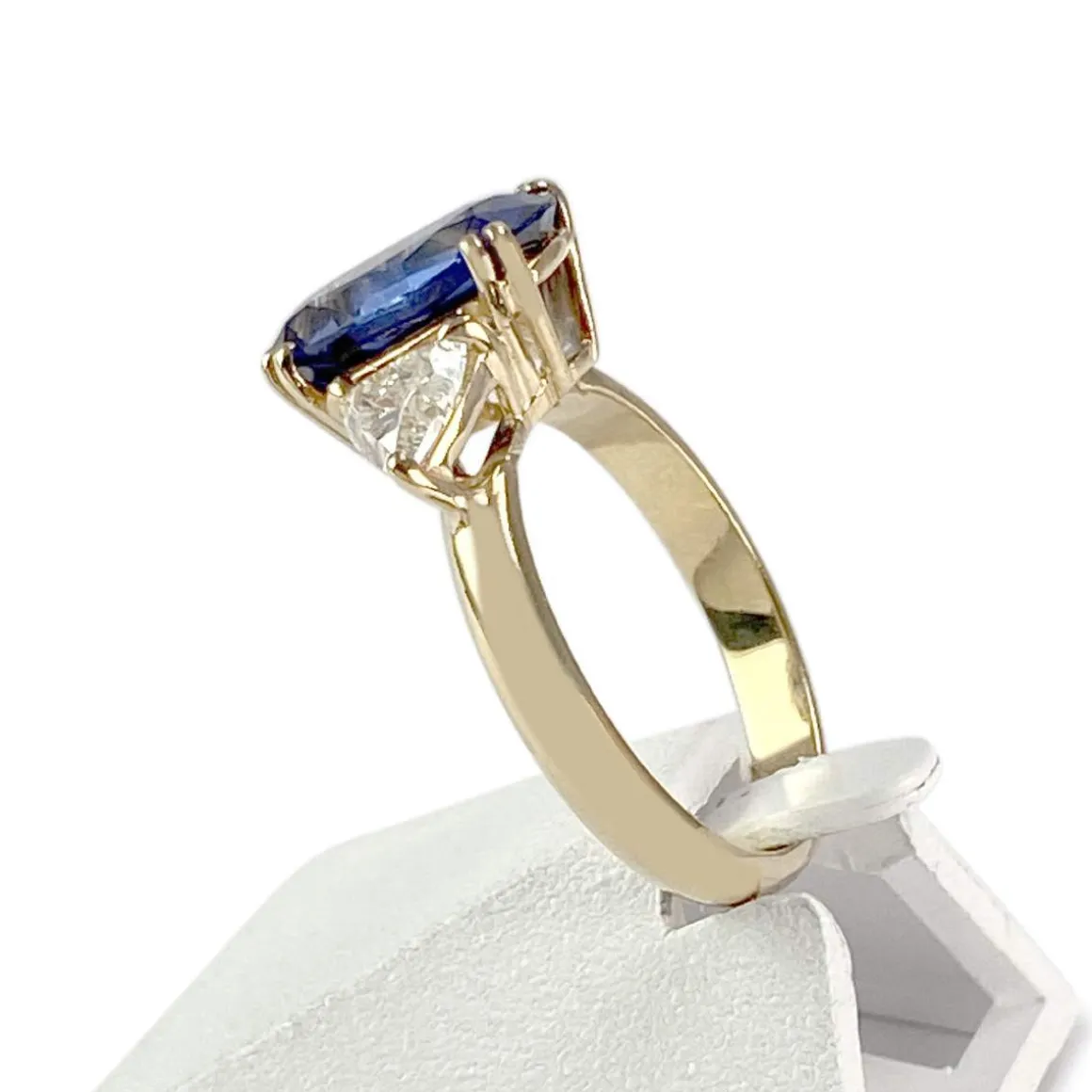 Bague d'occasion or 750 jaune saphir diamants