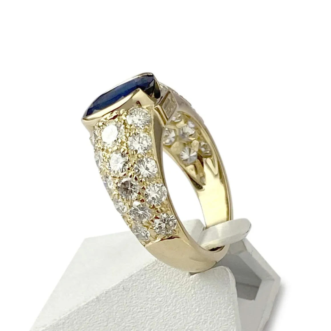 Bague d'occasion or 750 jaune saphir diamants