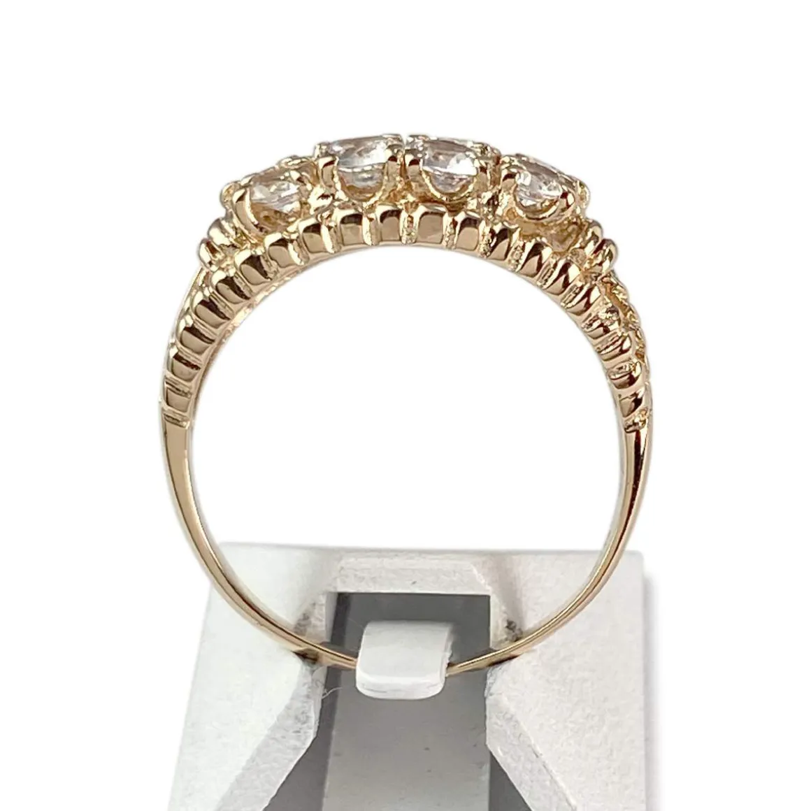 Bague d'occasion or 750 jaune spinelles synthétiques